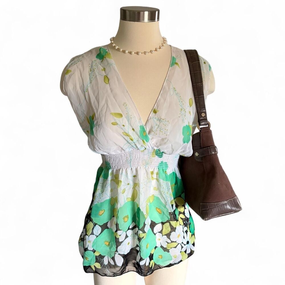 Body-central Women's Green and White Blouse